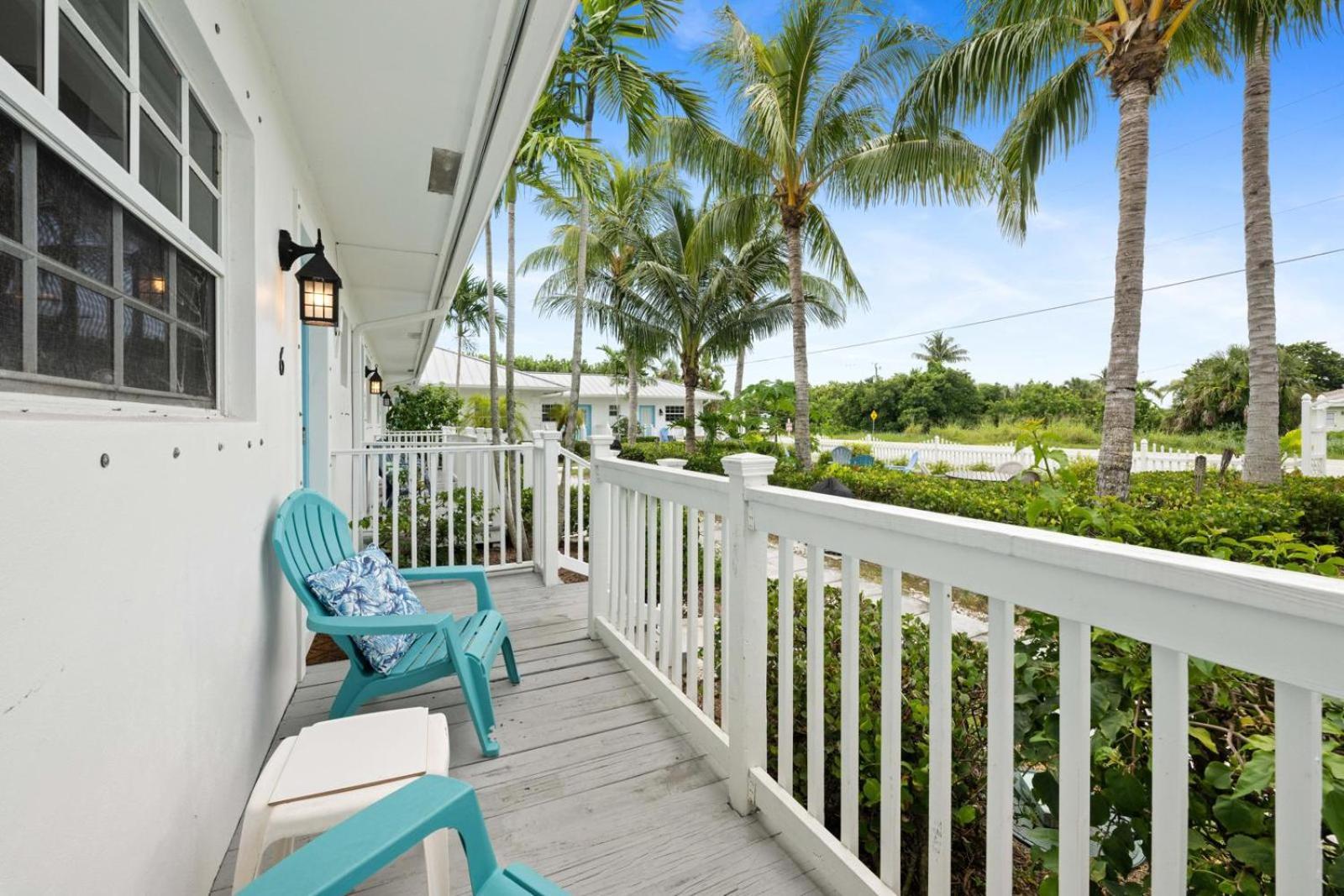 Seahorse Beach Bungalows Fort Pierce Exterior photo