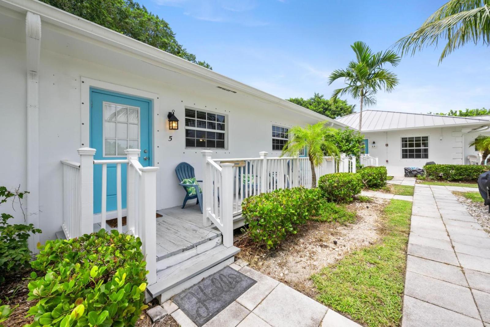 Seahorse Beach Bungalows Fort Pierce Exterior photo